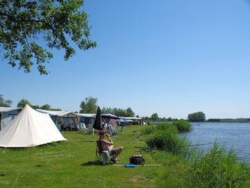 Camp by the lake and fish from your pitch (added by manager 18 jan 2017)