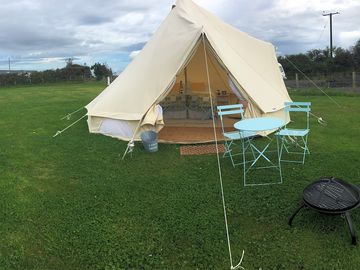 Bell tent (added by manager 01 jun 2018)