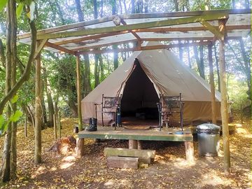 Bell tent in the woods (added by manager 23 nov 2022)