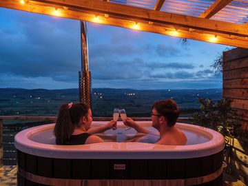 Wood fired hot tub for two at hare's form pod (added by manager 21 mar 2024)