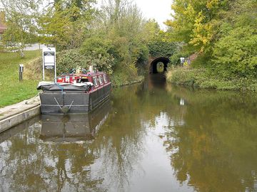 Chesterfield canal (added by manager 07 apr 2022)