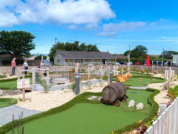 Adventure golf (added by manager 18 may 2024)