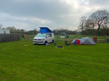 Campers enjoying their stay over the easter weekend (added by manager 09 apr 2023)