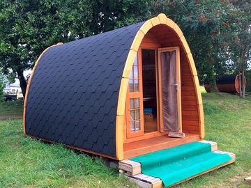 Cosy camping pod (added by manager 06 mar 2018)