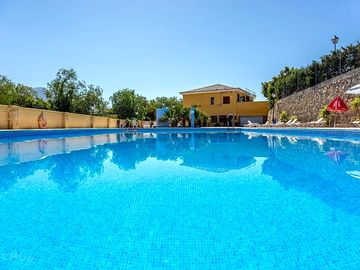 Open-air swimming pool (added by manager 14 feb 2019)