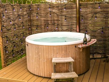Two woodfired hot tubs (added by manager 13 nov 2018)