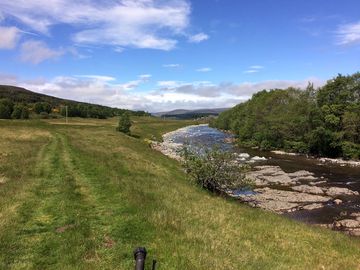 View looking towards the cairngorms (added by manager 06 jul 2019)