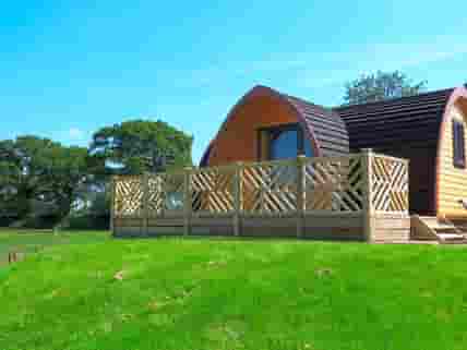 Meadow View glamping pod