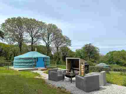 Dog-friendly yurt sleeping three (one double bed, one single) (added by manager 13 Jul 2022)