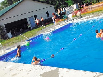 Salted water swimming pool (added by manager 06 Apr 2016)