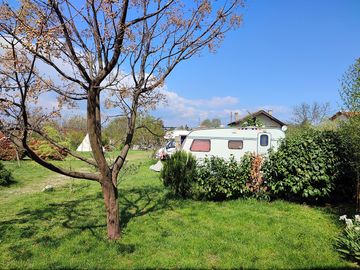 Campervans and caravans welcome (added by manager 20 Apr 2023)