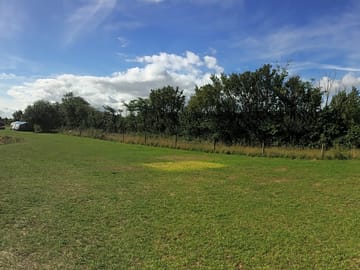 Panoramic view of the camping field (added by visitor 31 Aug 2014)