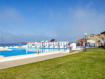 Swimming pool with sea views (added by manager 31 Aug 2022)