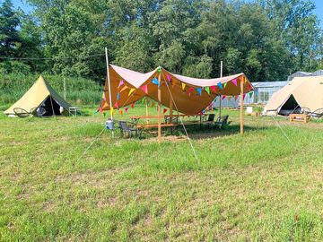 Communal shelter in the glamping area (added by manager 04 Aug 2023)