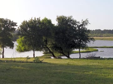 Lake view (added by manager 22 Aug 2016)