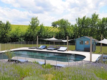 Open-air swimming pool (added by manager 14 Jan 2019)