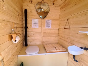 Toilet facilities in grounds