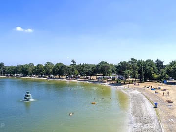 Swimming lake (added by manager 04 Dec 2018)