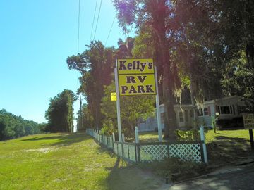 Entrance to the large campground (added by manager 11 Nov 2015)