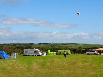 Kite flying on the campsite (added by manager 28 Jul 2020)