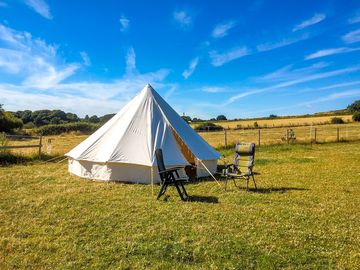 Bell tent (added by manager 13 Oct 2022)
