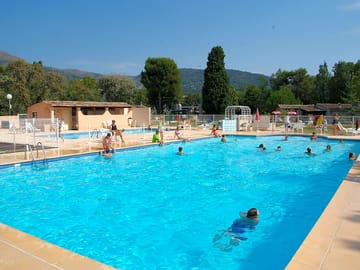 Outdoor pool (added by manager 17 Mar 2017)