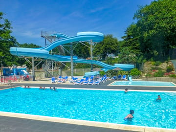 Outdoor pool and waterslide (added by manager 19 Aug 2022)