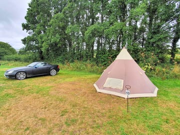 We were set up in the wild camping area, peaceful and well kept! Nice and flat spots