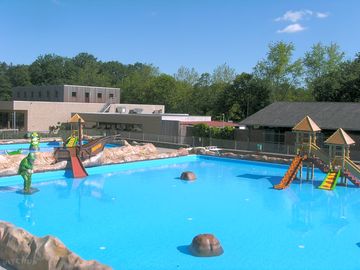 Outdoor swimming pool (added by manager 05 Mar 2019)