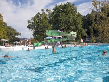 Spacious swimming pool (added by manager 10 May 2019)