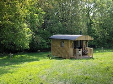 Shepherd's hut (added by manager 18 apr 2024)