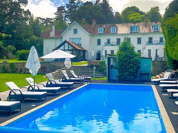 Access to outdoor heated swimming pool