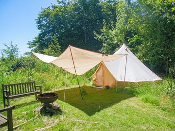 Bell tent (added by manager 27 sep 2022)