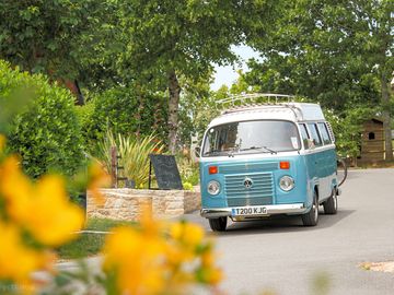 Camper arriving
