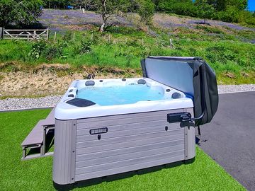 Hot tub
