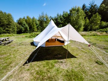 Bell tent