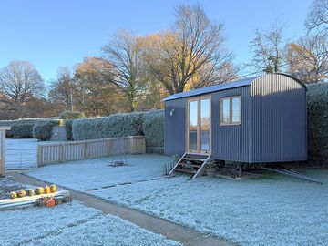 Cedar gables shepherds hut