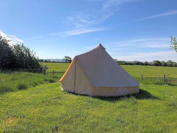 Bell tent (added by manager 02 sep 2021)