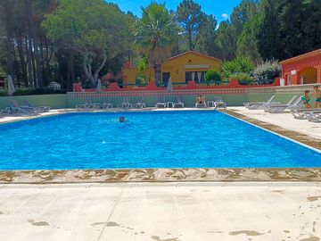 The pool. quieter in the afternoon. (added by mark_k273242 11 aug 2021)