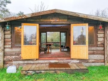 Tilly's cabin
