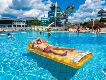 Inflatables on the pool