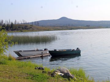 Dock on puntzi lake (added by manager 22 aug 2019)