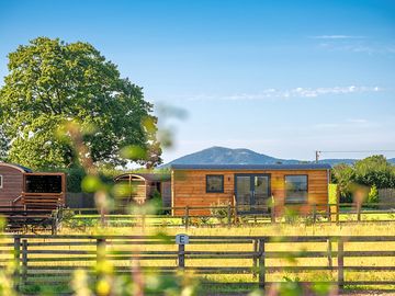 Abberley shepherd's hut