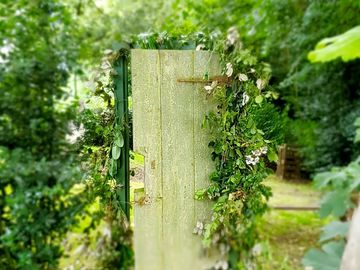 Narnia entrance