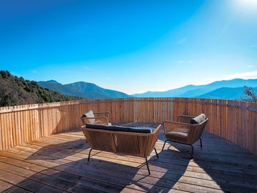 Scenic terrace