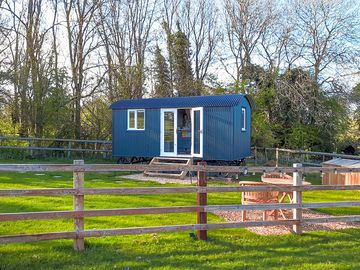 Shepherd's hut (added by manager 12 oct 2022)