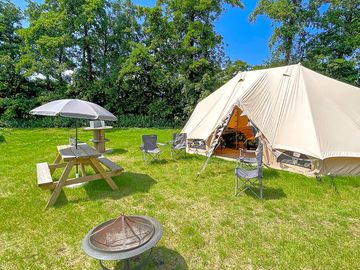 2025 deluxe bell tents