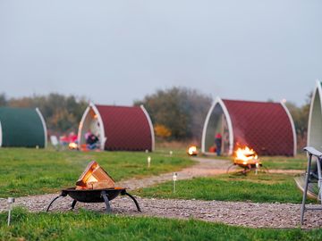 Pods and campfires (added by manager 11 feb 2016)