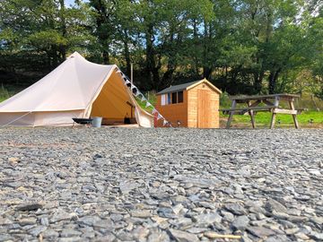Bell tent (added by manager 24 sep 2021)