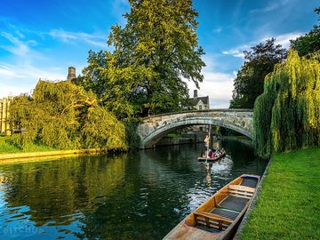Walks and punting in cambridge